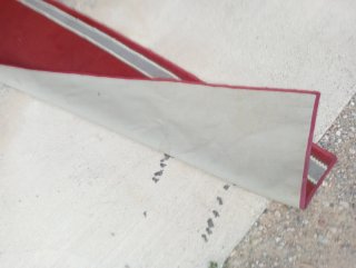 Alfombra larga para pasillo roja y gris larga 380