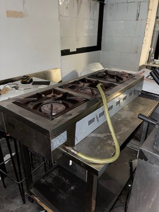 Cocina de gas 3 fuegos