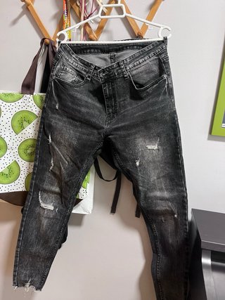 Lote Ropa: 3 Pantalones y Sudadera