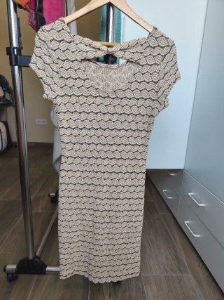 Vestido beige con estampado