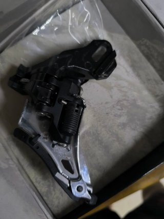 Desviador delantero Shimano Deore XT