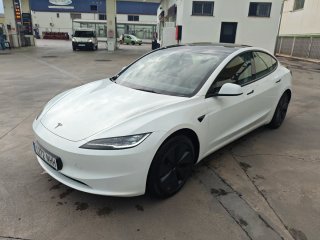 Tesla Model 3 2025