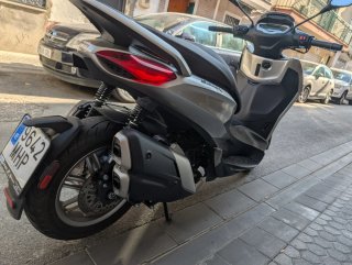 Piaggio Beverly 400 Plata