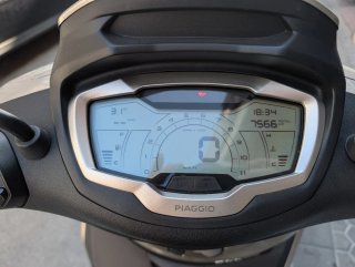 Piaggio Beverly 400 Plata