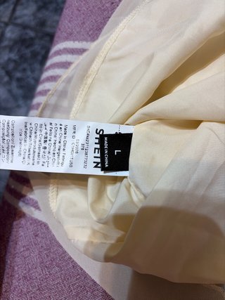 Blusa con volantes