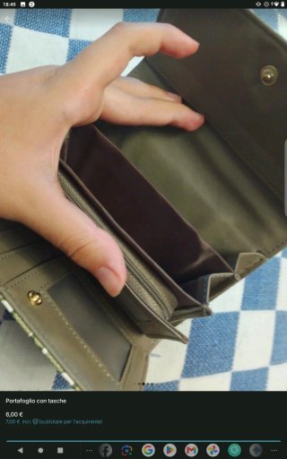Portafoglio con tasche