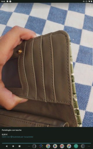 Portafoglio con tasche