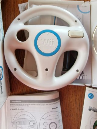 Juego original Mario Kart Wii + Wii Wheel (volante