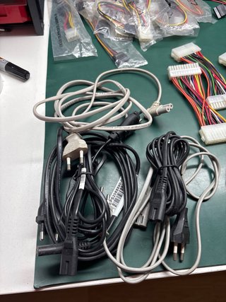 Lote Cables Informática y Adaptadores Varios