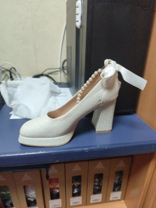 Zapatos de Novia Brillantes con Perlas