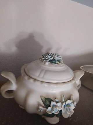 Azucarero de cerámica con flores