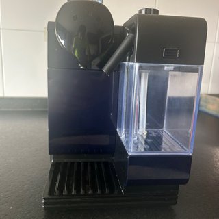 Cafetera Nespresso Negra/Azul