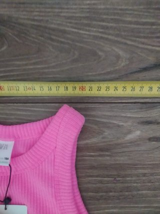Top Zara Rosa Neón Talla L