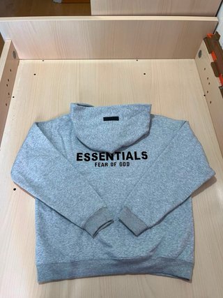 Sudadera Essentials Gris