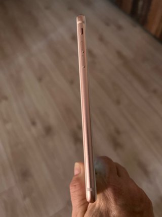 iPhone 8 Plus dorado 64 gb