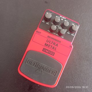 Pedal Behringer Ultra Metal UM100