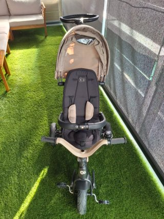 Triciclo Kinderkraft EASYTWIST con timbre