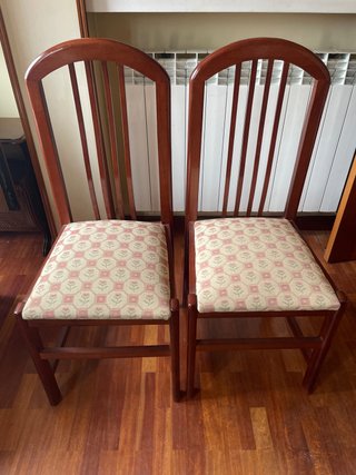 Juego de 2 sillas de comedor de madera