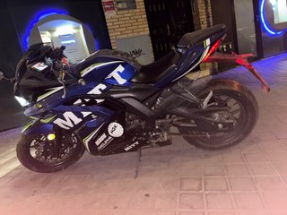 Moto MITT 125cc Deportiva Azul/Negra