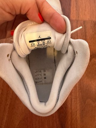Zapatillas Jordan 23 Blancas Talla 39