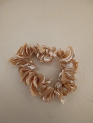 Braccialetto perline beige e oro