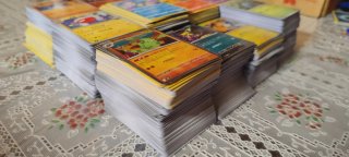 2500 Cartas Pokémon MEGALOTE Bulk TCG sin energías