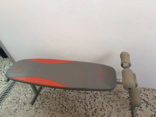 Banco de pesas y abdominales