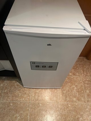 Mini Nevera OK. OFK 181 E W