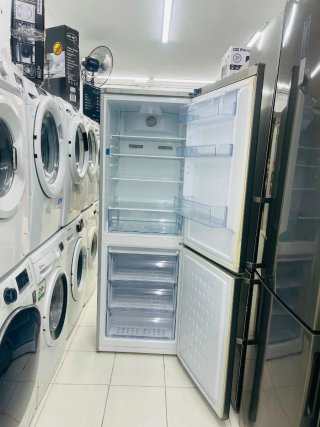 Nevera marca Beko con garantia transporte