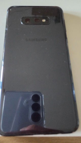 Samsung Galaxy S10e