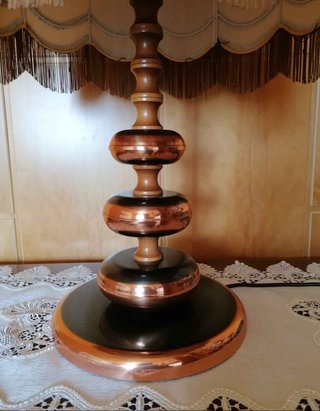 Lámpara de mesa vintage beige y negra