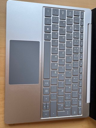 Portátil Microsoft Surface Go