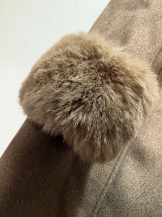 Abrigo largo de invierno con pelo