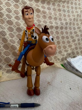 lote de toy story andy + perdigon o caballo