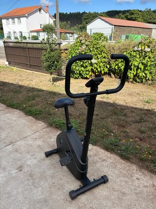 Bicicleta Estática Negra
