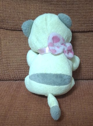 Peluche de gato suave color crema