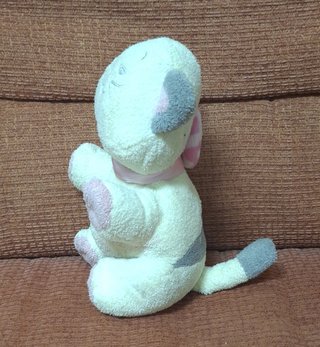 Peluche de gato suave color crema