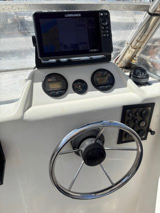 Sessa Ocean 550 con motor Yamaha F80 BETL