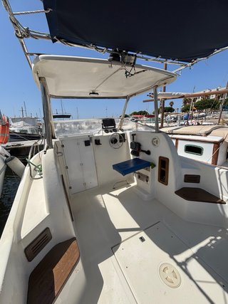 Sessa Ocean 550 con motor Yamaha F80 BETL