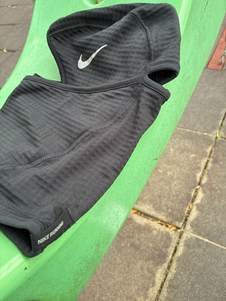 Máscara de esquí Nike negra reflectante