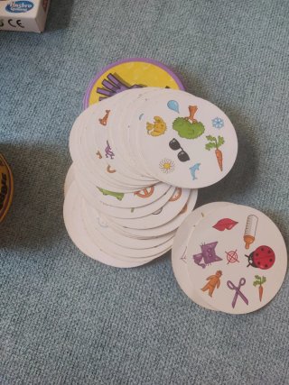 Juego Dobble Asmodee