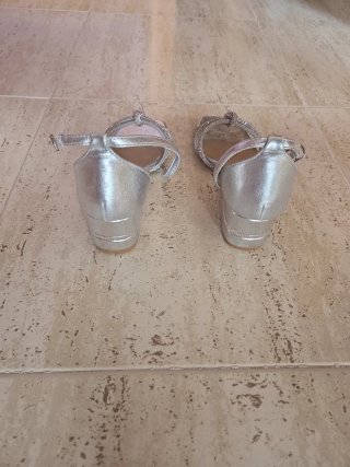 Sandalias plateadas tacón strass talla 36