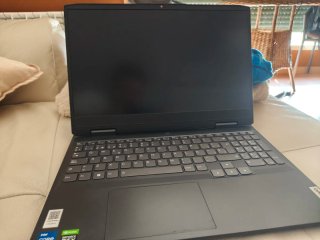 Portátil Lenovo IdeaPad Gaming 3 15IAH7 Negro
