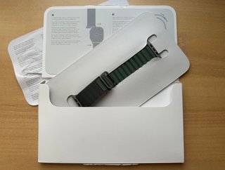 Apple Watch ULTRA 49mm. Green Alpine Loop S