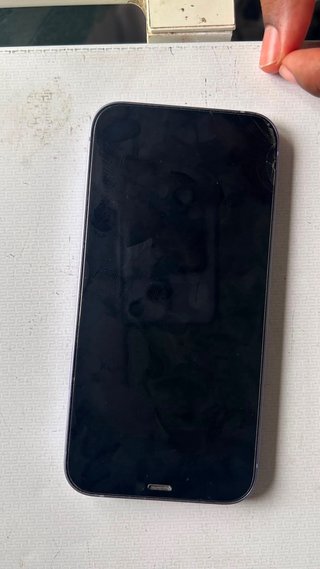 iPhone 12 Morado