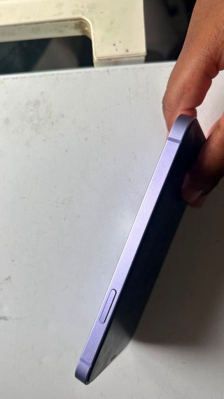 iPhone 12 Morado
