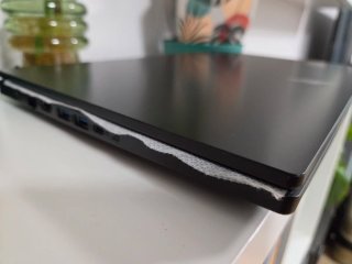 Acer Nitro V15, Ruzen 7-7735HS, RTX 4060.