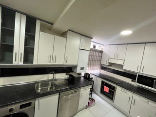 Cocina con encimera nueva A DESMONTAR Y RECOGER