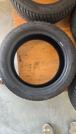 Neumático Kumho Solus 4 estaciones 185/55 R16 86V