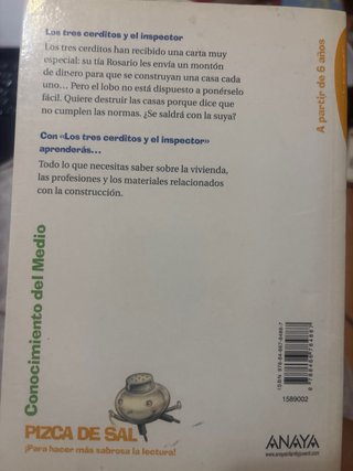 Los tres cerditos y el inspector
